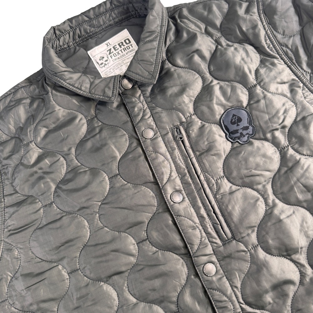 Zero Foxtrot‎ Woobie Jacket Mens XL Gray Quilted Snap Button Outerwear Skull